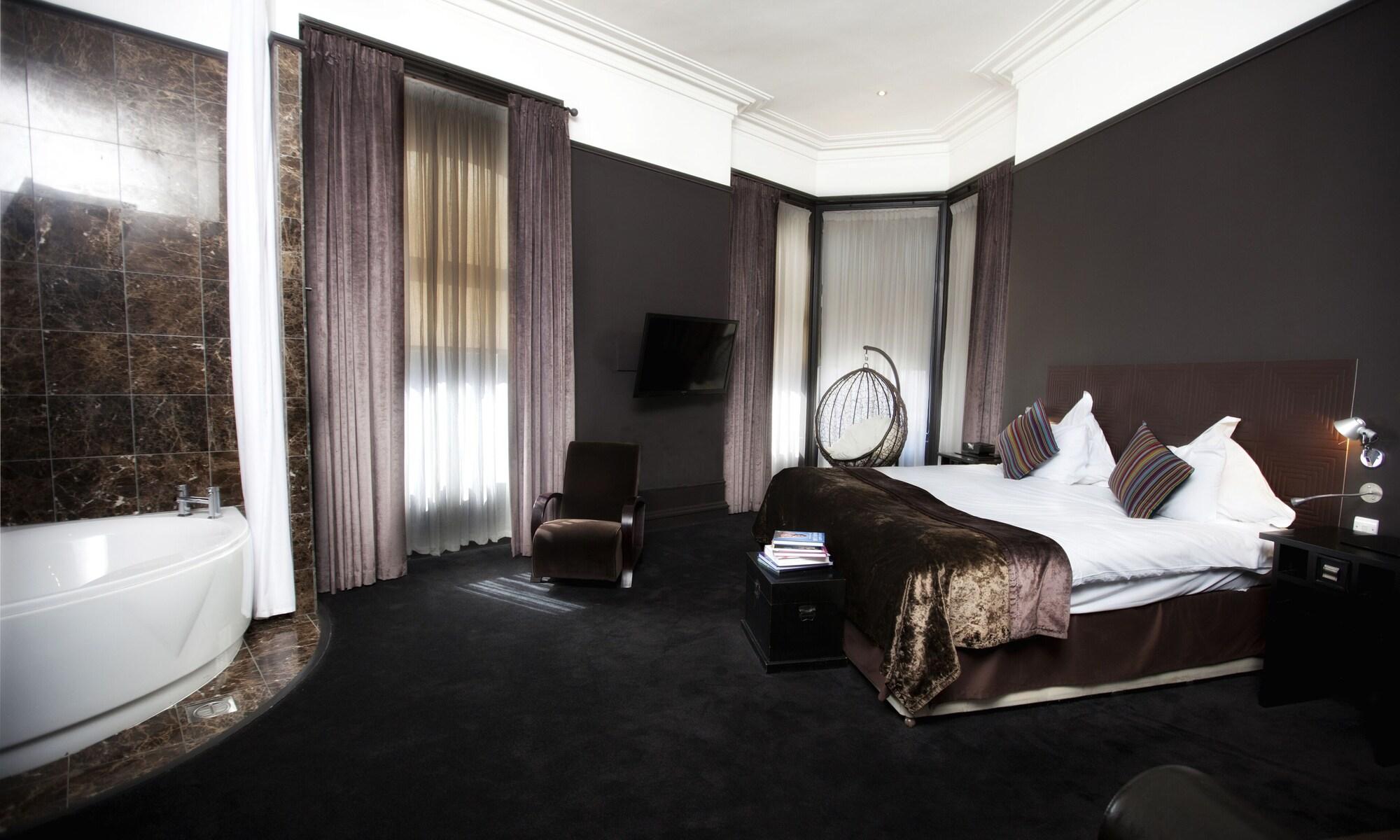 Carmelite Hotel; BW Signature Collection Абърдийн Екстериор снимка