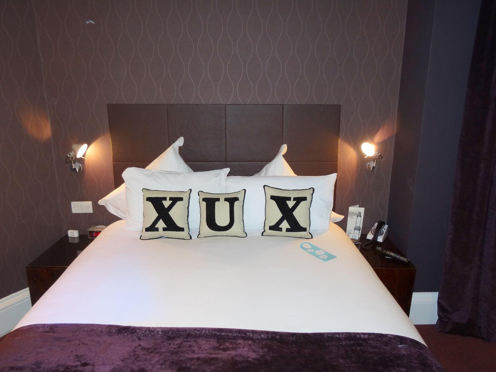 Carmelite Hotel; BW Signature Collection Абърдийн Екстериор снимка